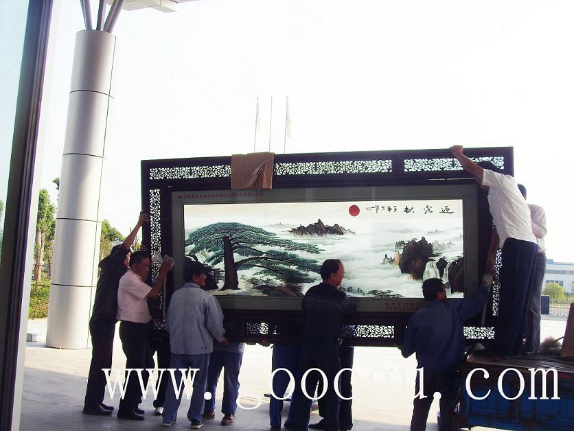 馬鋼山中鋼集團(tuán)蘇繡屏風(fēng)，刺繡屏風(fēng)，迎客松屏風(fēng)